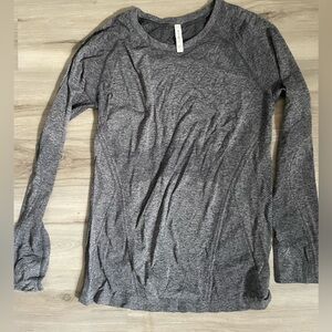 Athleta Heathered Gray Knit Top